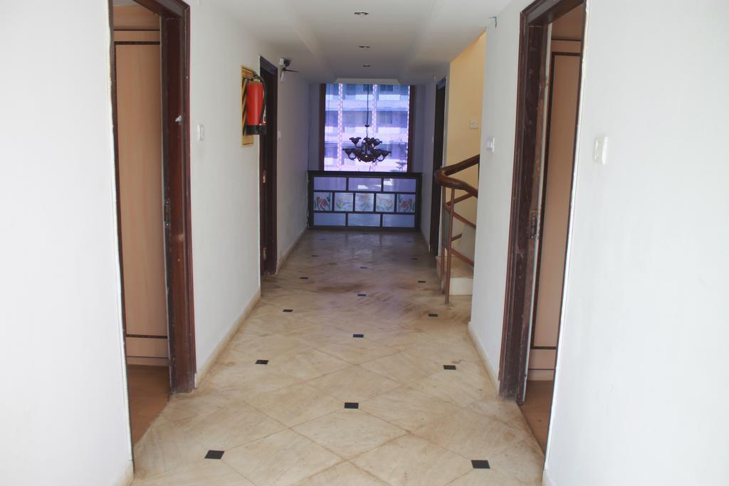 Hotel Sapphire Grand Ooty Exteriör bild