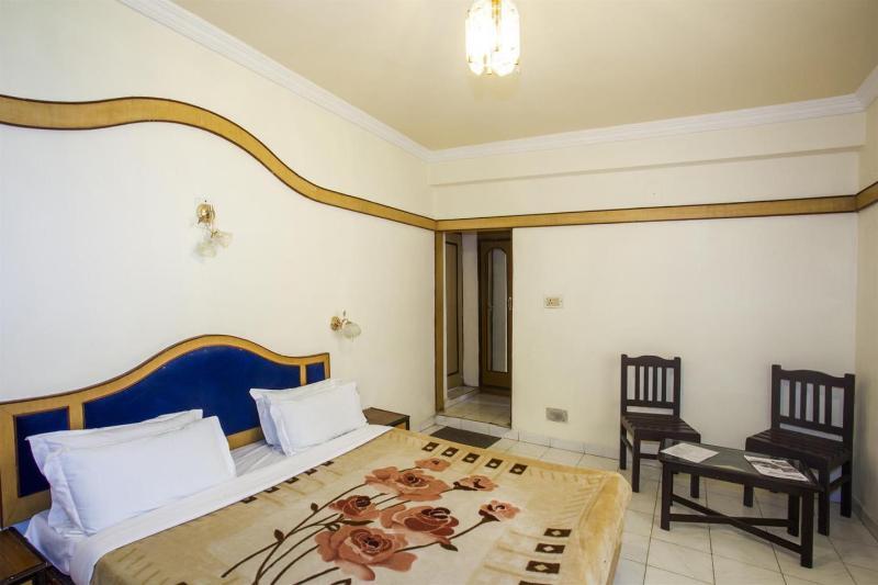 Hotel Sapphire Grand Ooty Exteriör bild